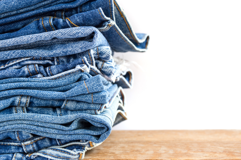 How to Style Plus-Size Jeans for Every Occasion